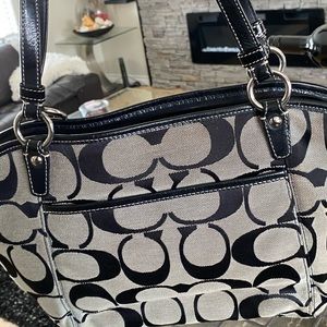 Coach purse 50$ like new!!